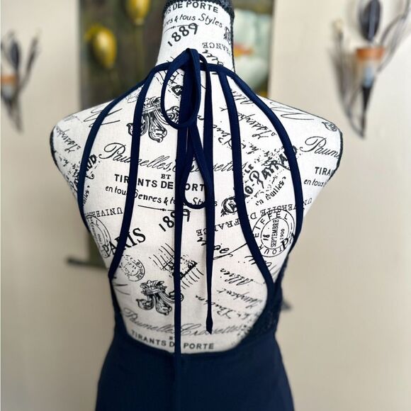 X ByXScape navy blue with sequins halter top gown openback high slit on side sz4 - Picture 3 of 7